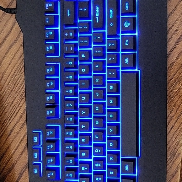 New Blackweb Customizable PC Gaming Keyboard - Picture 5 of 6